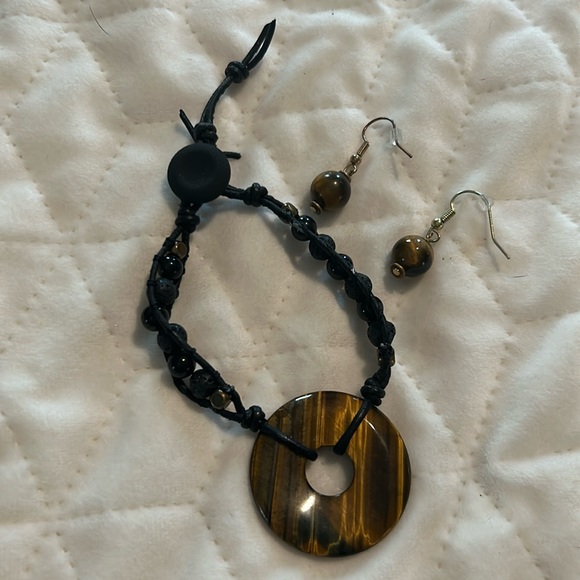 Tiger eye bracelet and earrings - Picture 1 of 10